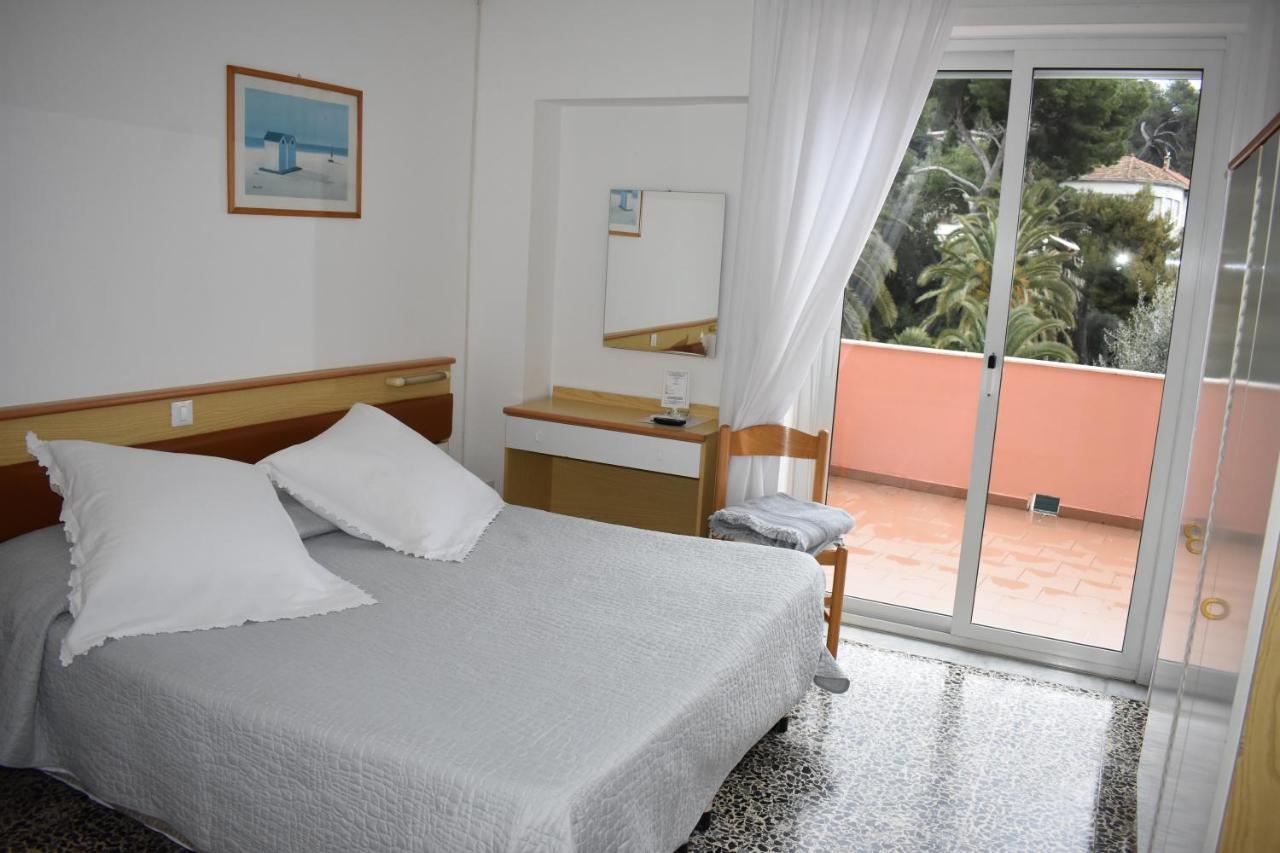 Hotel Garden Marina dʼMarina dʼAndora Zewnętrze zdjęcie